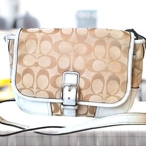 COACH Hadley Field Shoulder Bag Tan Signature “C” Jacquard and Leather F30601